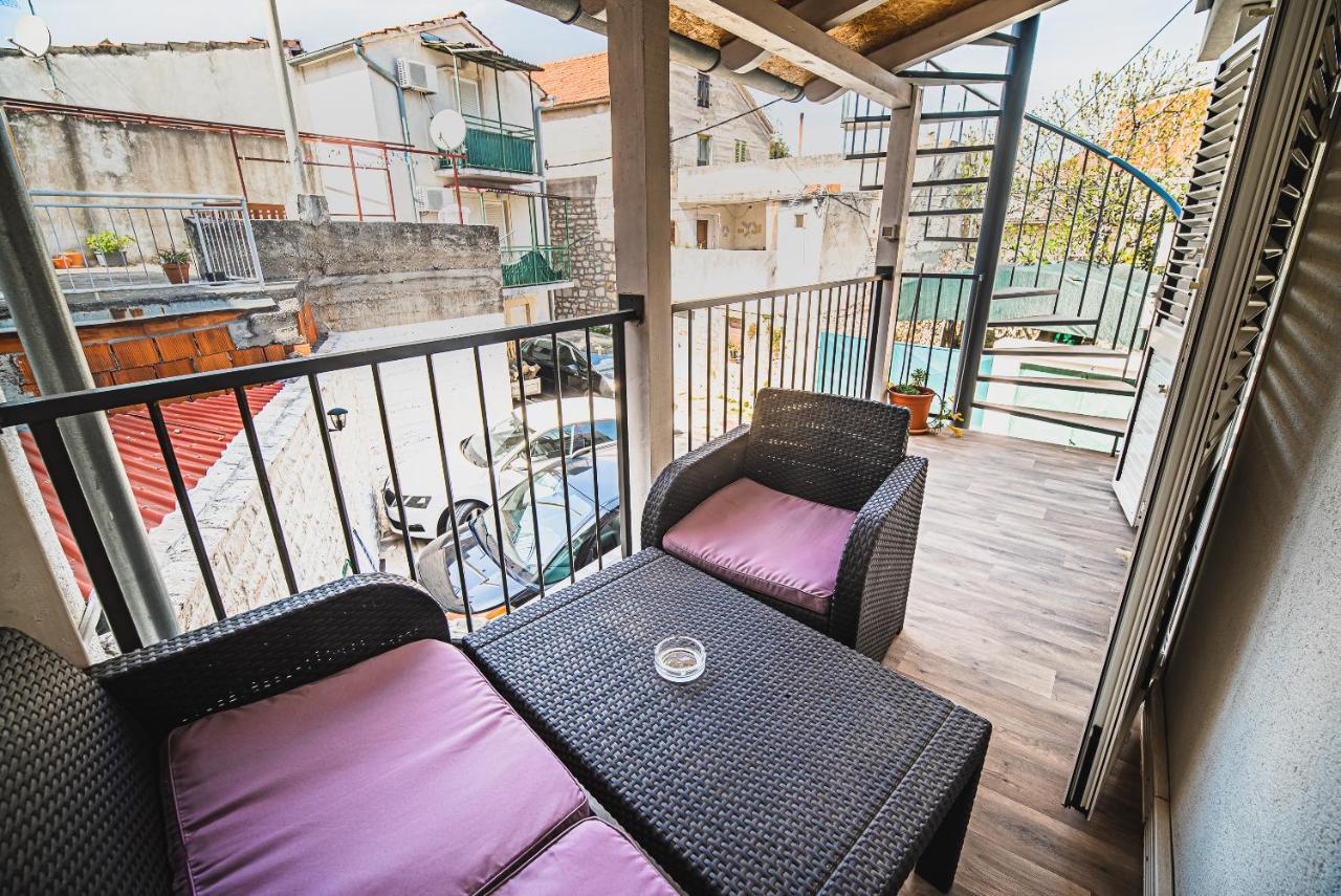 Downtown Luxury Apartments With Hot Tub Vodice Bagian luar foto