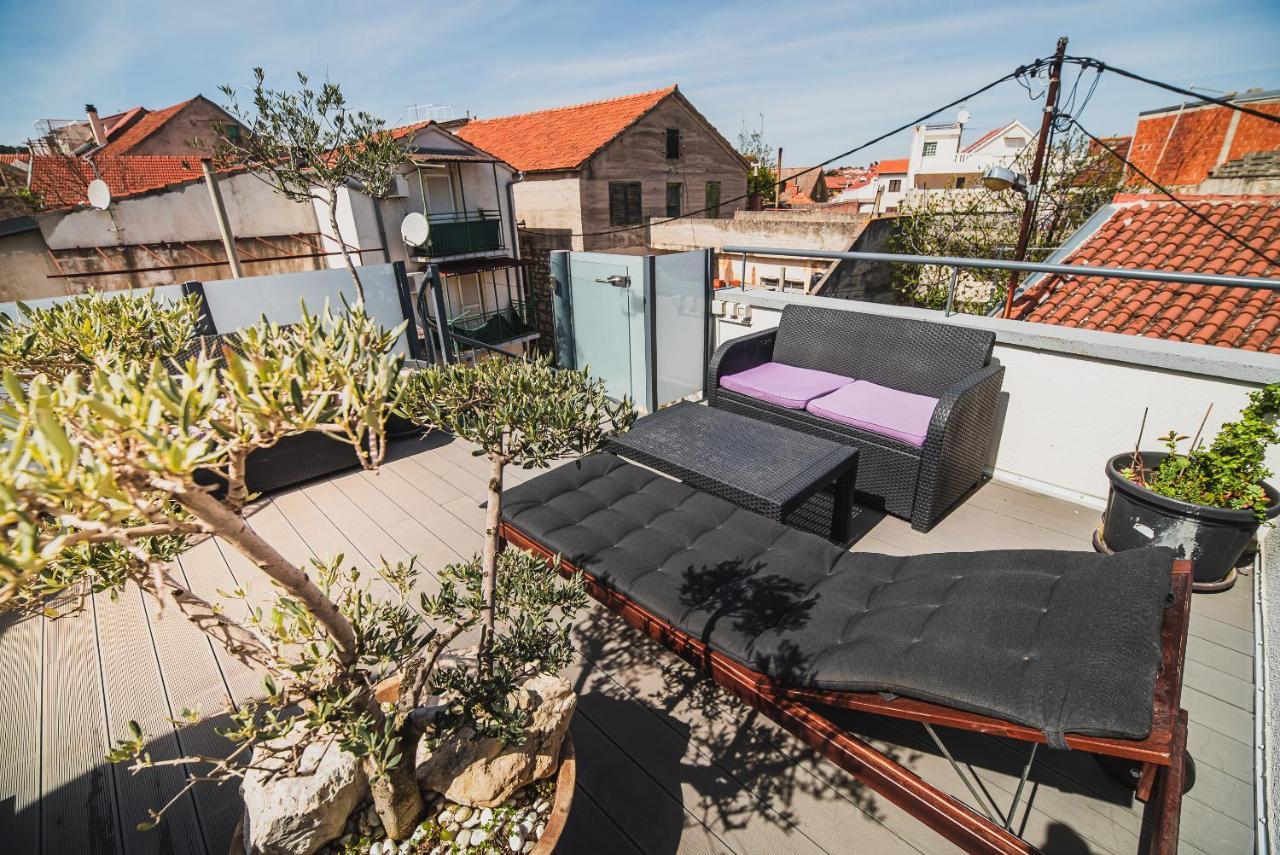 Downtown Luxury Apartments With Hot Tub Vodice Bagian luar foto