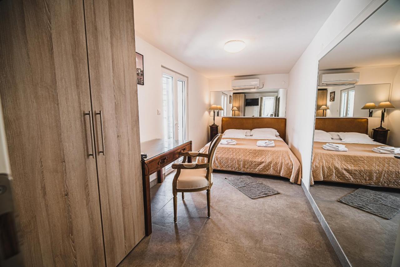 Downtown Luxury Apartments With Hot Tub Vodice Bagian luar foto