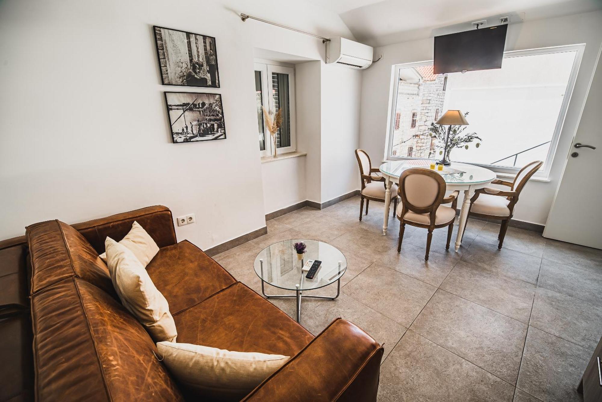 Downtown Luxury Apartments With Hot Tub Vodice Ruang foto